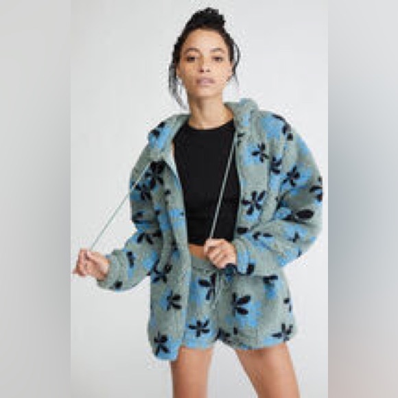 PACSUN Groovy Floral Full Zip Sherpa Hoodie - Picture 4 of 5